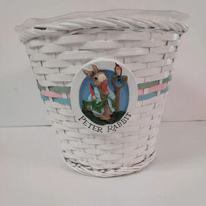 Vintage Teleflora Beatrix Potter Easter Peter Rabbit White Wicker Basket Planter